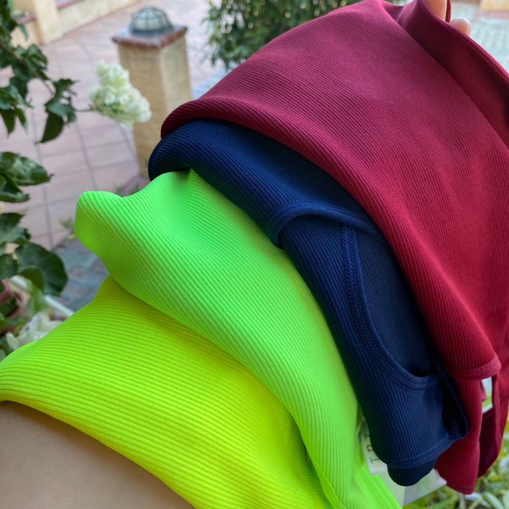 NEW Ribbed Tank Bundle (One Size) - Picture 2 of 9